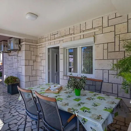 Appartement Perka No1 *